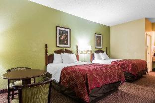 Royal Palms Inn Stockbridge Ruang foto
